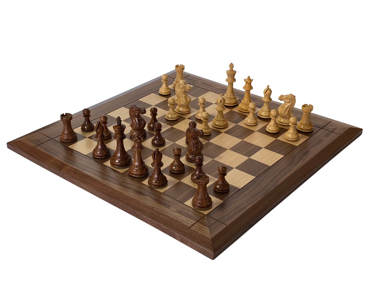 Stallion Acacia Wide Border Walnut Chess Set & Box #chess #classicgames
£184.95
➤ officialstaunton.com/products/3-75-…