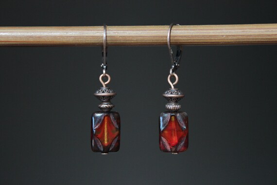 RavetBouchra's tweet image. Burnt Orange Earrings Dangle Drop Earrings Glass etsy.me/43ze33M #orangeearrings #giftforwomen #czechglassearrings #orangedangle @etsymktgtool