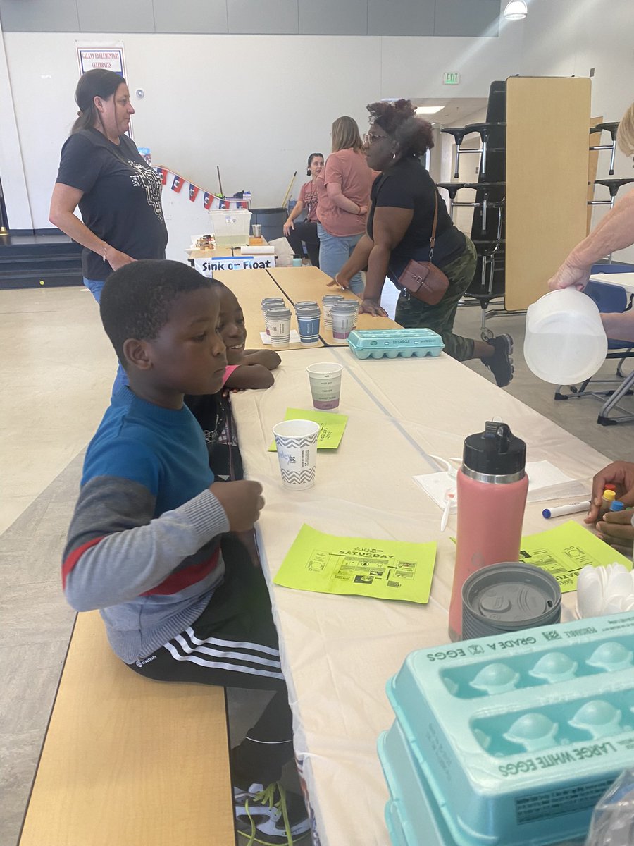 Laura Bickel tweet media