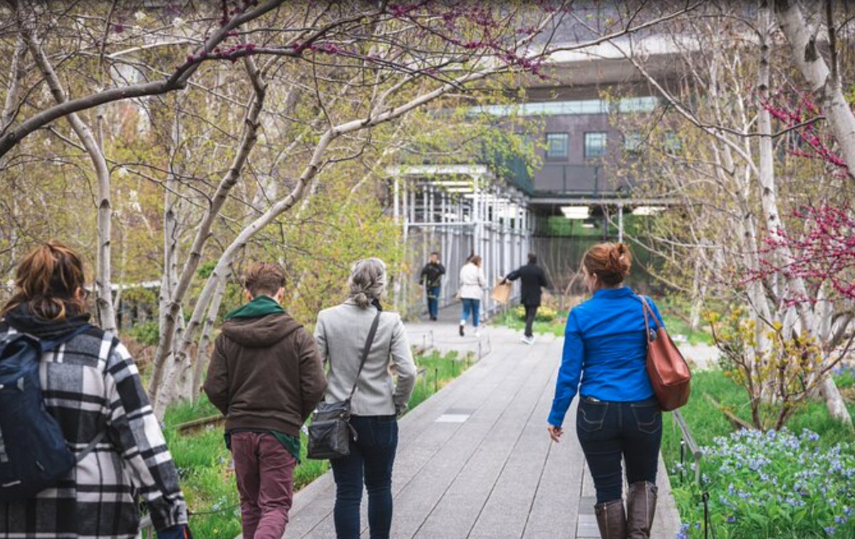 ErikHodgetts's tweet photo. #NYC friends, I am leading a FREE west side waterfront tour in #Manhattan as part of a promotion with #WeVenture. This 2.5 hr walk will cover the #HighLine & also #ChelseaMarket.
DM me if interested - starts 10 AM on Sun 6/4 & Thu 6/8, & we ask only that you give a brief review! https://t.co/FTEcQ6mX1u