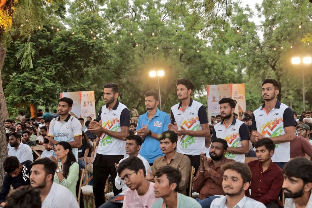 sanghaviharsh's tweet photo. The ideas, perspective and thoughts of youth will surely act as a driving force for the development of nation.

Surely an energetic end to a day👍 https://t.co/ZOgz0AbnYb