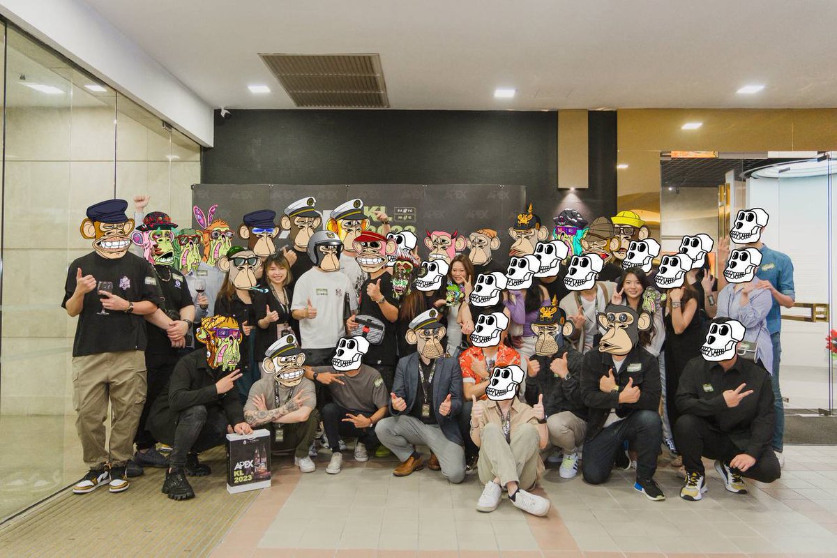 Looks dope 🔥#APEXKL2023 <a href="/BoredApeYC/">Bored Ape Yacht Club 🍌</a> <a href="/BaycCouncil/">BAYC Council 🍌</a>