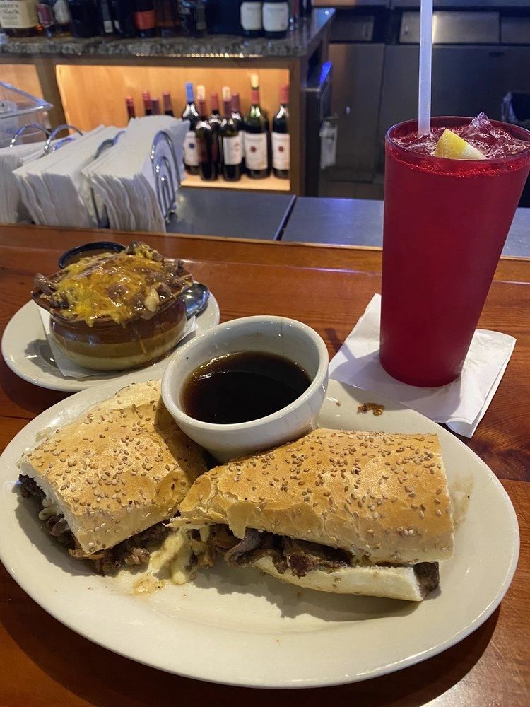 southsidecafe1's tweet photo. Filling. Fresh. Flavorful. You really can't go wrong with our classic Bonfuca French dip! https://t.co/SRGliycYFH