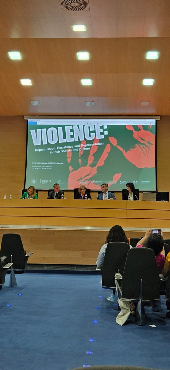 Annual AEDEI International Conference at the University of Valencia. Plenary speakers Eamon Maher, Lisa Fitzpatrick, Rosemary Jenkinson, Marina Carr and Evelyn Conlon. With special thanks to <a href="/e_efacis/">EFACIS</a>   and <a href="/IrlEmbMadrid/">Embassy of Ireland, Madrid</a> ☘️