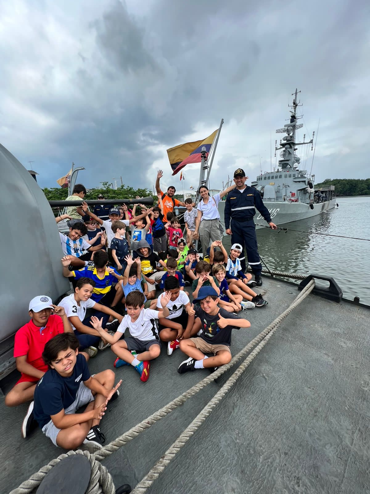 httpspbstwimgcommediaFxjMsYKWAAAEy5aformatjpgnamelarge