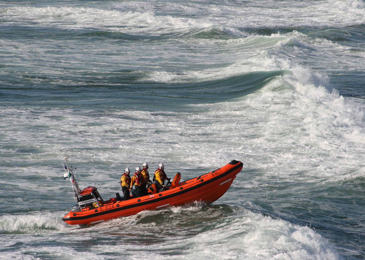 Atlantic85's tweet photo. Water safety appeal issued from @RNLI, @IrishCoastGuard and @IWSie

https://t.co/GvEf3ibuFt https://t.co/pUcINAWfQa