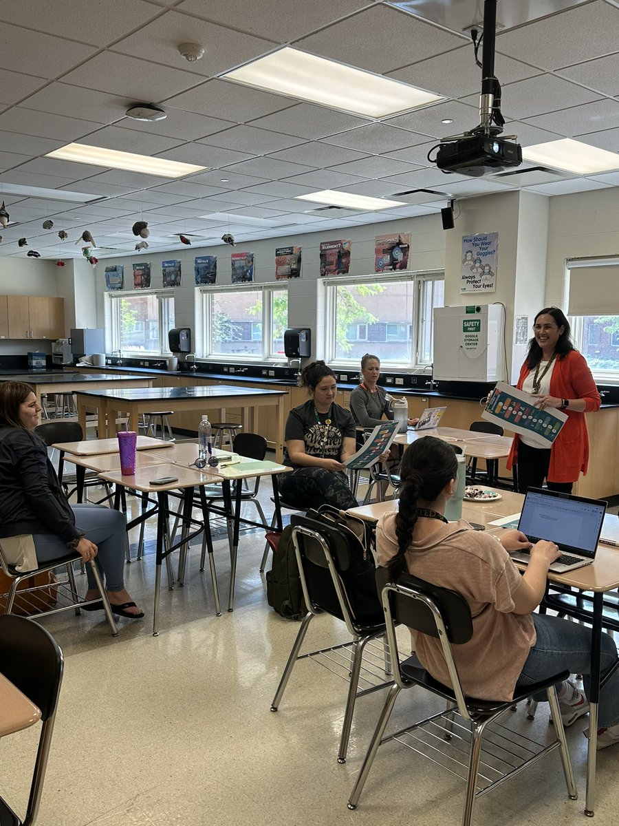 Tracey Landry tweet media