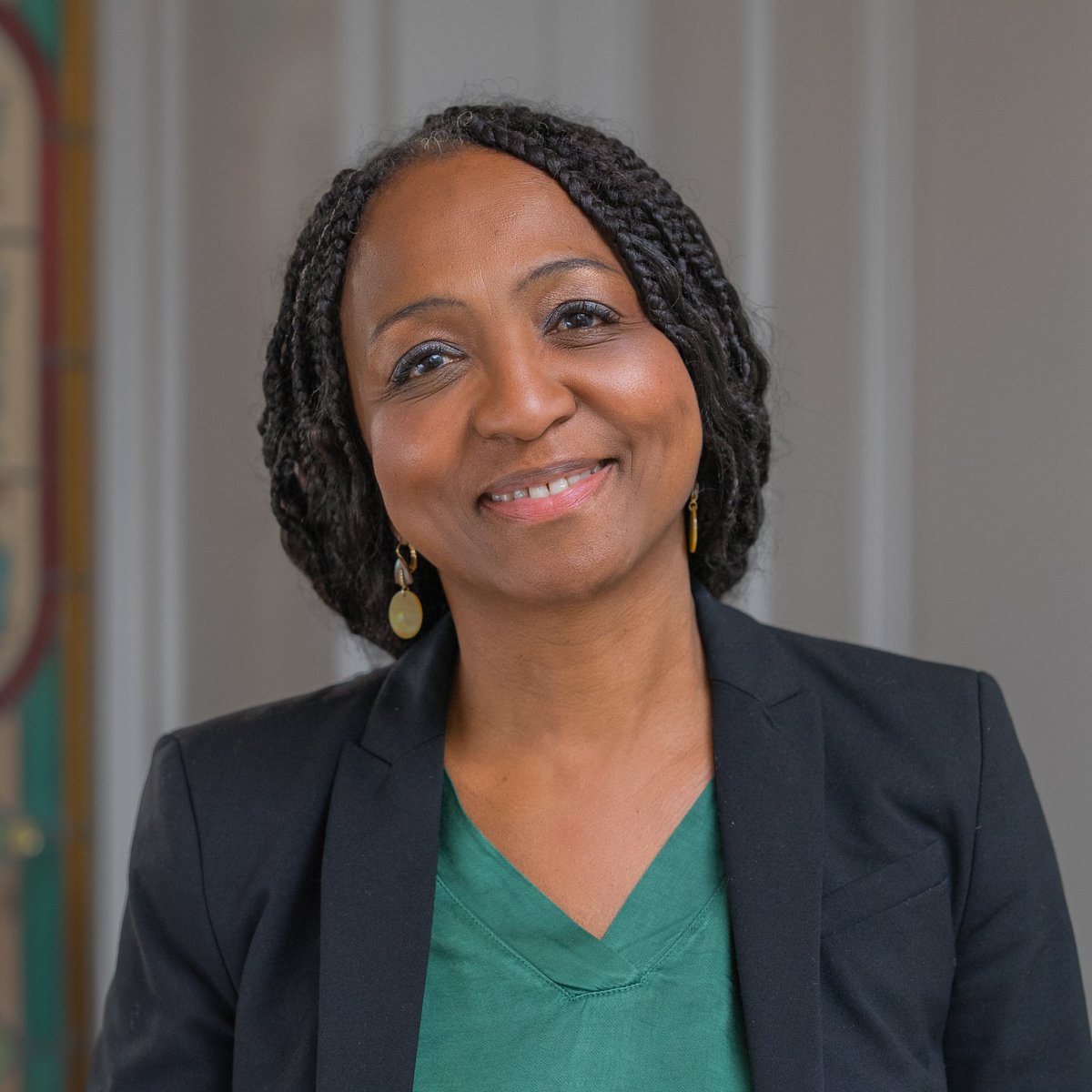 Pour la production de la nouvelle masterclass YouWan, nous avons eu la chance de mettre en lumière Sylvaine VALDIVIA, DRH experte.

La qualité de notre réalisation (lumière, choix des plans, sons) s’efface derrière tant de talent. Et si c’était cela, une production réussie ?