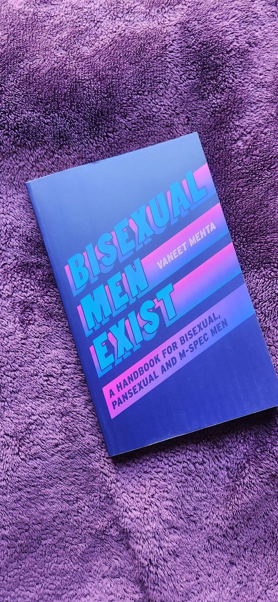 Look what came for me 👀 just in time for pride month #bisexualmenexist #bisexualmenspeak 🩷💜💙
