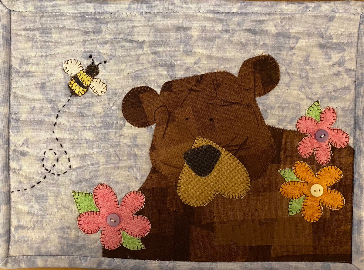 quiltdoodle's tweet photo. Thanks for the kind words! ★★★★★ "PDF download. Haven’t made, but super cute!" Samona M. https://t.co/kEiUThhza1 #etsy #housewarming #quilting #mugrug #mugmat #pdfpattern #instantdownload #bear #bumblebee #bee https://t.co/5N8qsYRIER