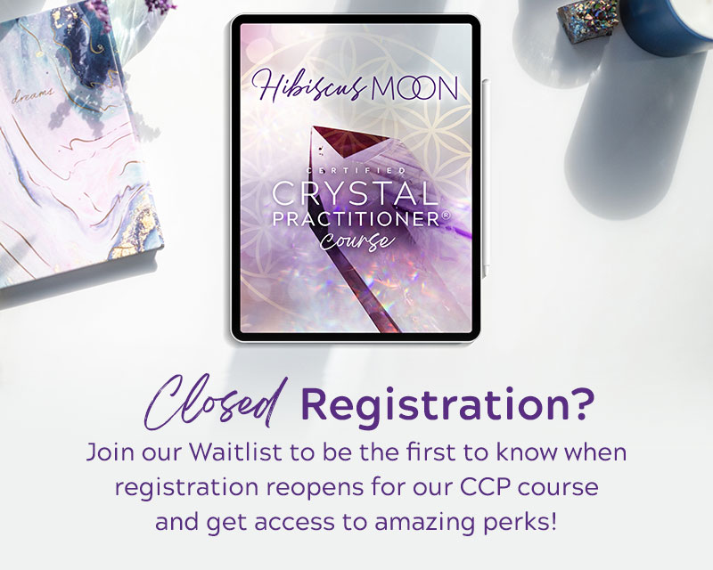 GoddessGrantham's tweet image. If you want to take your love of crystals to the next level, dig into the science, &amp;amp; tap into the full power of crystals, jump on this waitlist: bit.ly/3IN4QN8
#crystals #crystalline #onlinecourses #science #holistichealth