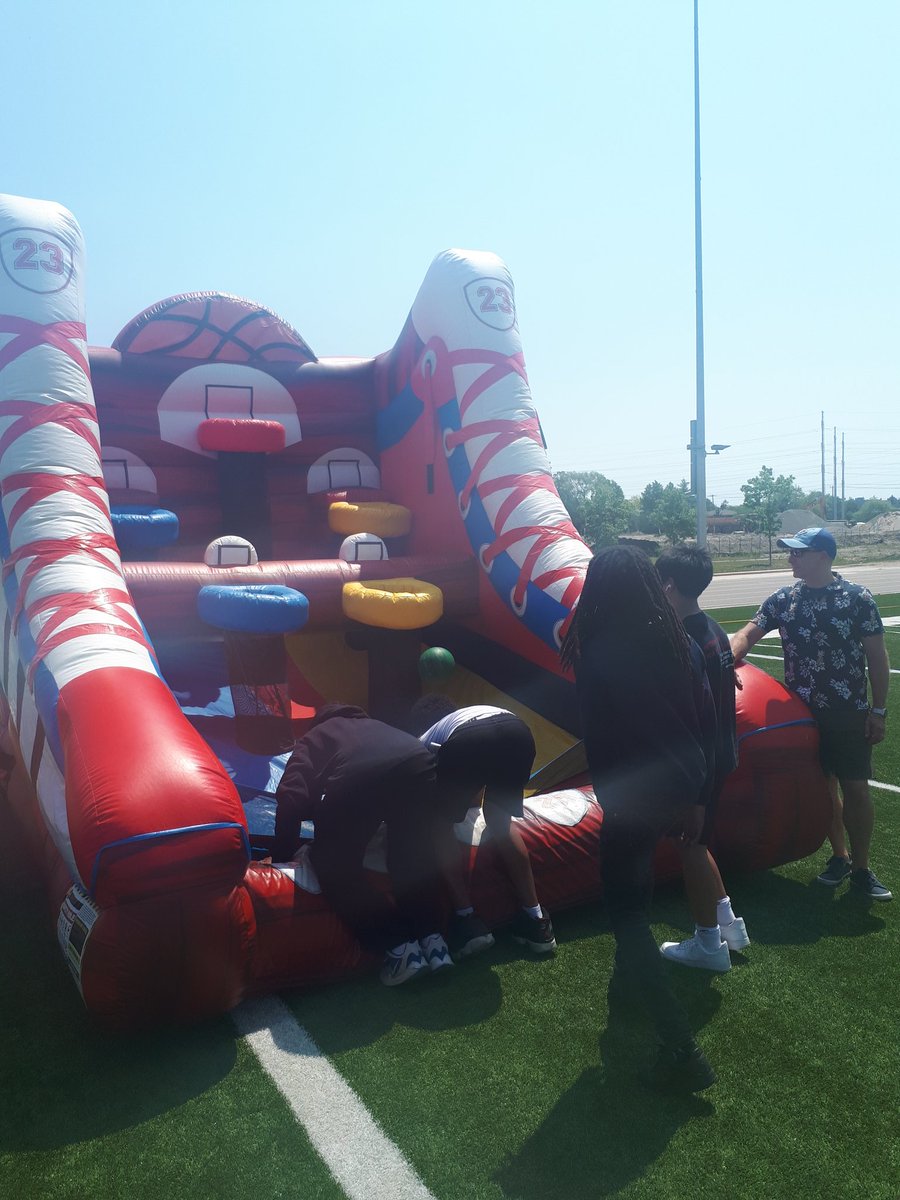 D & M Thomson C.I. tweet media