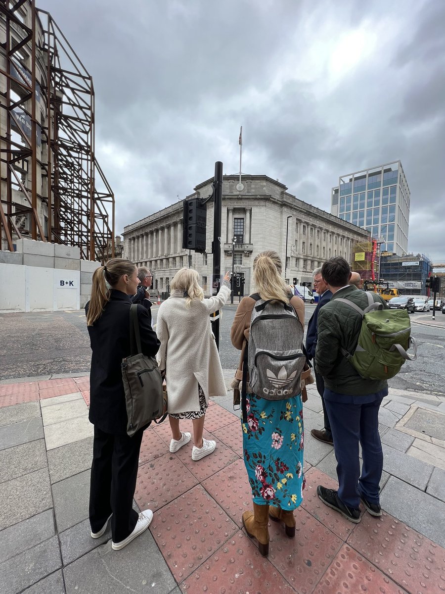 Great day in Newcastle as part of the UK Urban Futures Commission @PercyMichelle sharing and demonstrating importance of connectivity between the buildings, partnerships and  community in Newcastle #UrbanFutures @theRSAorg @atravers60 @ICClimited