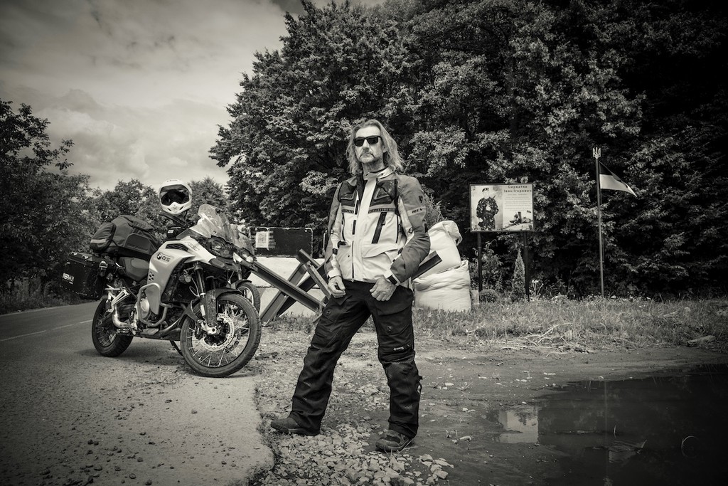His three-part chronicle, “An Englishman In Ukraine” that we published here, set in motion a series of conversations that have led to a new monthly feature Neale will pen for Road Dirt, entitled “Neale Bayly Rides“.

Read more 👉 lttr.ai/ACYZF

#NealeBayly