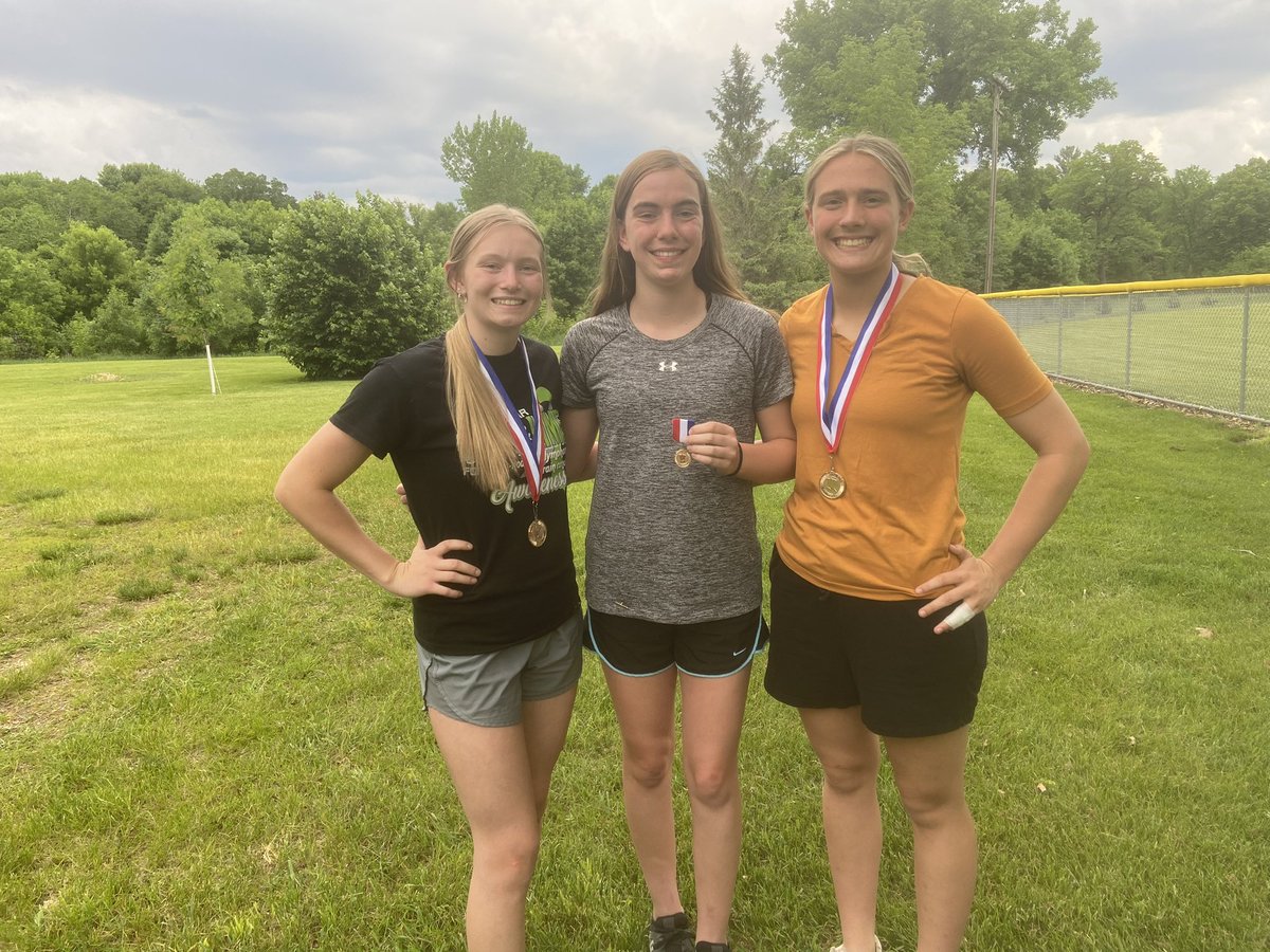 Samipetzel2024's tweet photo. These couple months of 2023 have flown by! I was grateful to be selected to attend Camp RYLA. I attended junior prom. I worked a lot! And I played my school softball season and was honored to get the All Conference Award!! 
@CLCRAIDERS_SB @SCTCCAthletics @TopPreps @CoastRecruits https://t.co/Wvh640UMFt
