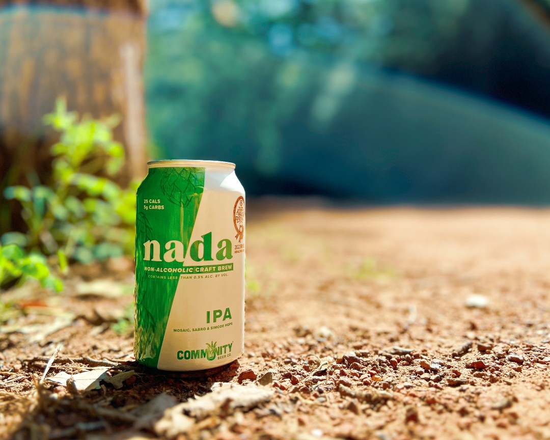 NadaBrews's tweet photo. Juicy, refreshing, and pure hop-forward deliciousness!

Whatever you're doing this afternoon, get out there with #NADA. #NonAlcoholic #CraftBeer #NA #NABeer #NADABrews https://t.co/Gw3wS81Uro