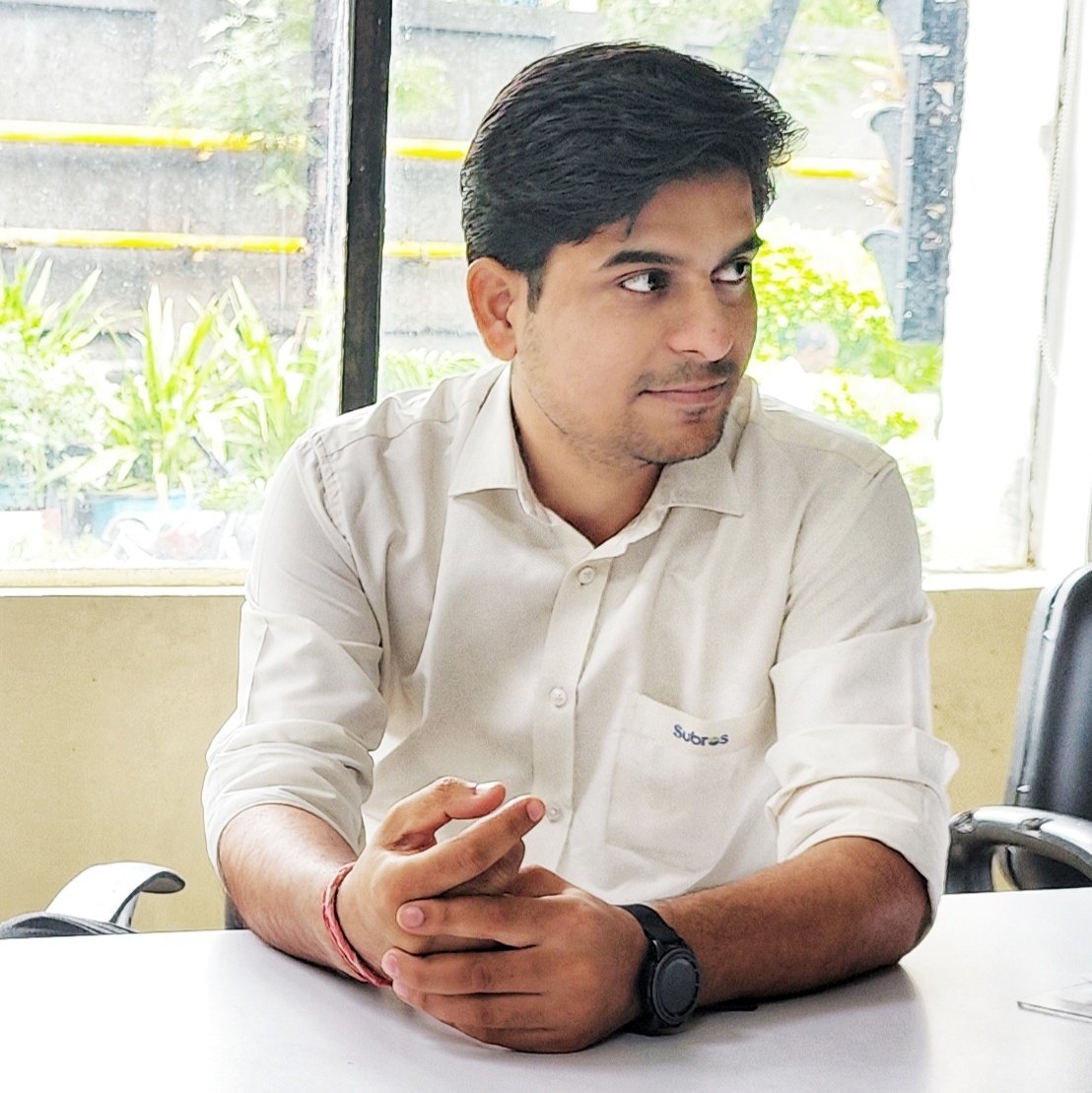 mukesh094's tweet photo. #NewProfilePic https://t.co/pxxX89GG18