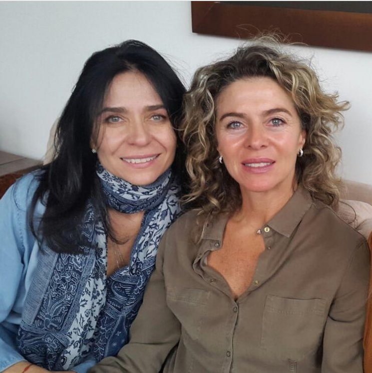 Don_Patriota1's tweet photo. Tenemos que denunciar a la actriz de pacotilla, Margarita Rosa, por mentirosa. Su hermana es la nueva Cónsul en Miami. La mermelada petrista, pudo más que su orgullo. Falta la tajada de la cantante de pacotilla, Adriana Lucía. https://t.co/fOL2bMFQlg