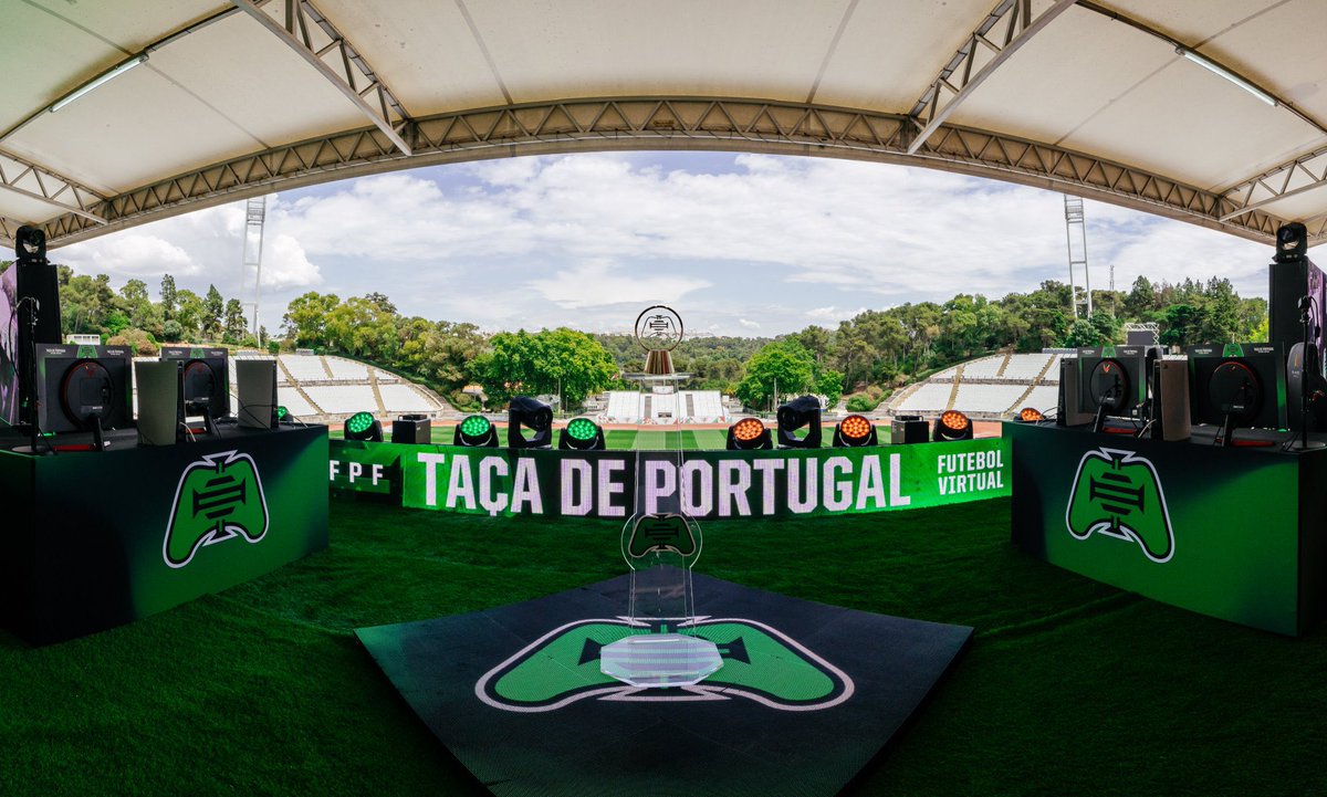 🏆 𝐓𝐚𝐜̧𝐚 𝐝𝐞 𝐏𝐨𝐫𝐭𝐮𝐠𝐚𝐥

🕡 18h30
🆚 SL Benfica TP
📺 twitch.tv/rtparena_fifa

#Activefone 🖤🧡