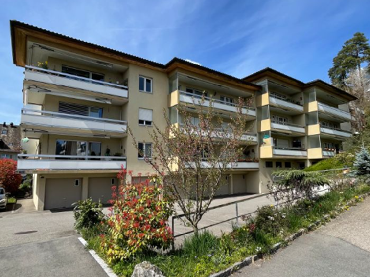grohu's tweet photo. Die 4.5 Zimmer Wohnung in Stäfa wurde erfolgreich verkauft. 🏡 Dem neuen Eigentümer wünsche wir viel Freude. 
 
 https://t.co/szOmpVvS83
 
 #welcomehome #sandholzerimmobilien #welcomestäfa #stäfa #winterthur #zollikon #zürich #immobilienverkauf #immobilien https://t.co/WFwjrc6iiZ