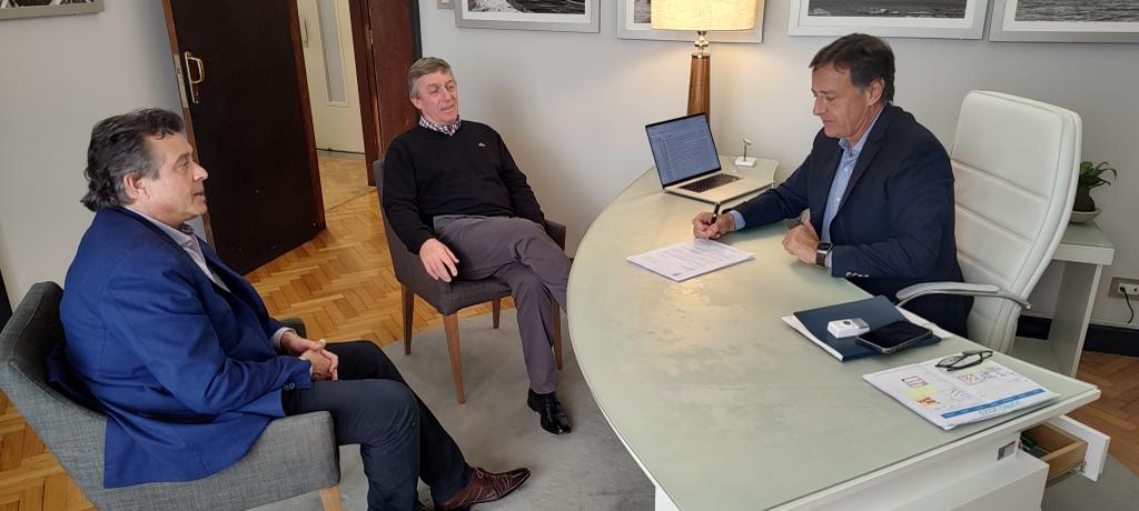 Presentamos un reclamo ante la discriminación sufrida por Mendoza en el reparto de fondos nacionales. Ha sido claramente perjudicada, quedando por debajo de jurisdicciones con menos habitantes. Este es el primer paso para reparar el trato injusto y desigual hacia los mendocinos.