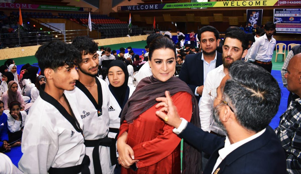 KNSKashmir's tweet photo. The closing ceremony of #Taekwondo Championship was held at Sher-e-Kashmir Indoor Sports Complex, Srinagar wherein large number of children, their parents and referee's were present. At the occasion Secretary Sports Council J&K, @nuzhatjehangir emphasized that sports is the only remedy for mollifying the obesity, internet addiction and drug abuse among young generation. She urged parents to play their role in bringing children to sports fields.
@OfficeOfLGJandK @SFA_JKSSC @mingasherpa @diprjk 
#KNS
