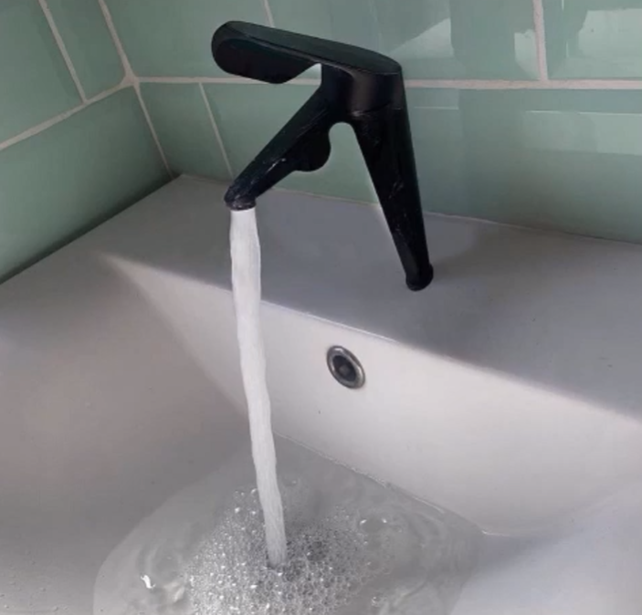 sleffyyy's tweet photo. aphex sink https://t.co/sGRyFZEtaO