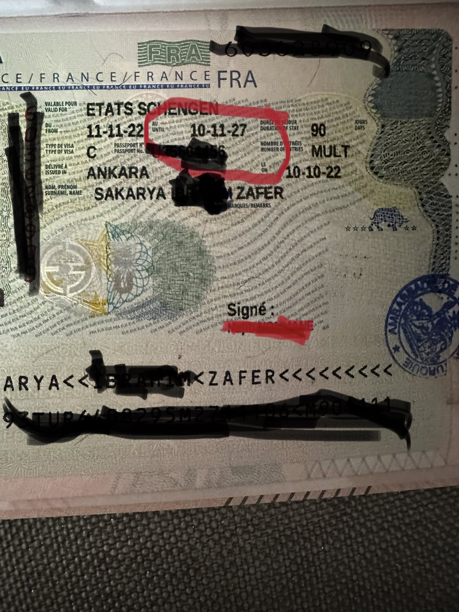 Yok  #dolar 22 TL olmuş,yok her şeye #ZamGeldi

Yok Schengen vizesi için randevu vermiyorlar verselerde vize vermiyorlar
Yok şu yok bu

YALAN külliyen YALAN 🤥 

Reisimiz sayesinde adamlar vize verecek insan bulamıyorlar

Bakın ben 15 gün vize için başvurmuştum
5 sene vermişler.