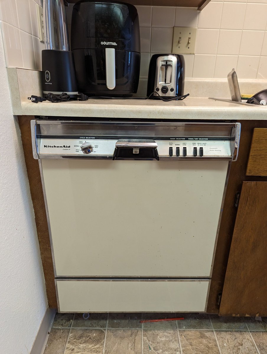 🌻Jaylee 🇺🇲 🇺🇦🌎🌻🏳️‍🌈 on Twitter "Old Dishwasher vs New Dishwasher 🥰🥰 🥰🥰