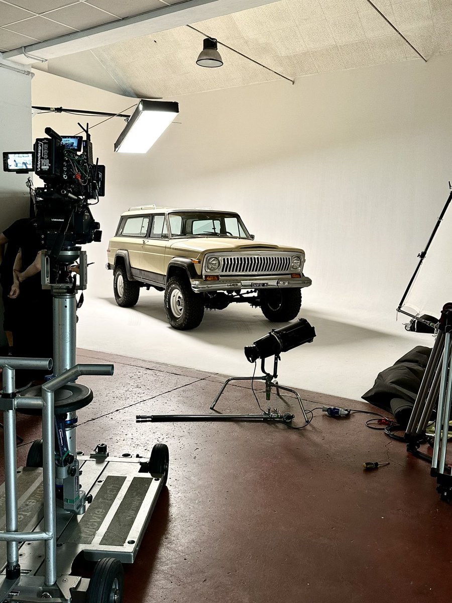 PatellidK4's tweet photo. #Backstage #spazio36 #film #photoshoot #milan #fashion #adv #set https://t.co/0aq9vAi0rG