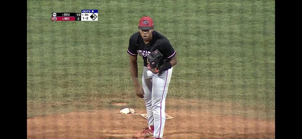 ONE1- 9NINE (@_dareal19) on Twitter photo @joneesssyyyyy pitching last night for <a href="/SEUFireBaseball/">Southeastern Baseball</a> in the NAIA Baseball World Series semifinal game. <a href="/ManvelBaseball/">Manvel Baseball</a> <a href="/rudy_mendieta19/">Rudy Mendieta</a> <a href="/warren_laster/">Laster</a> <a href="/KANE__19/">KaneO</a> @joneesssyyyyy pitching last night for <a href="/SEUFireBaseball/">Southeastern Baseball</a> in the NAIA Baseball World Series semifinal game. <a href="/ManvelBaseball/">Manvel Baseball</a> <a href="/rudy_mendieta19/">Rudy Mendieta</a> <a href="/warren_laster/">Laster</a> <a href="/KANE__19/">KaneO</a>