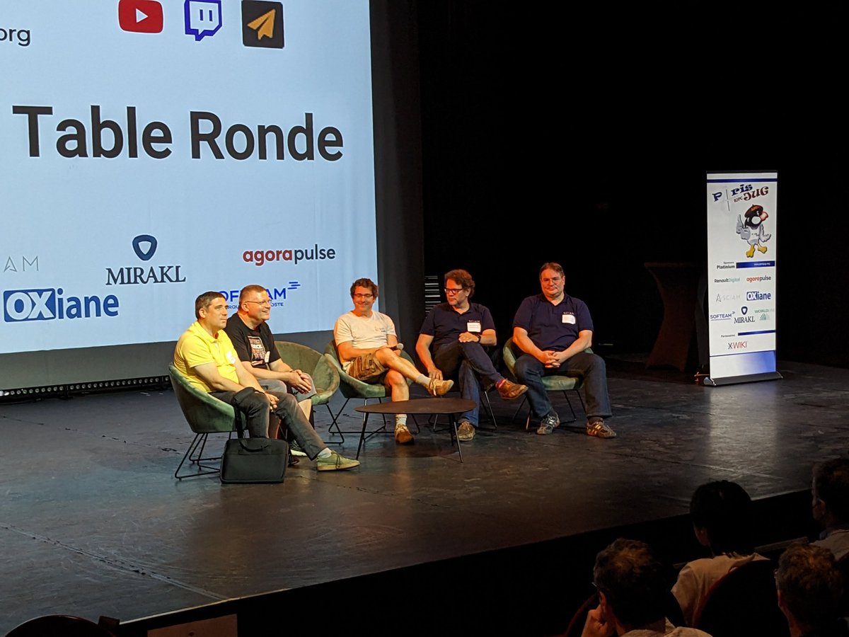 JosePaumard's tweet image. Les @ParisJUG #JavaDay dans la verdure !