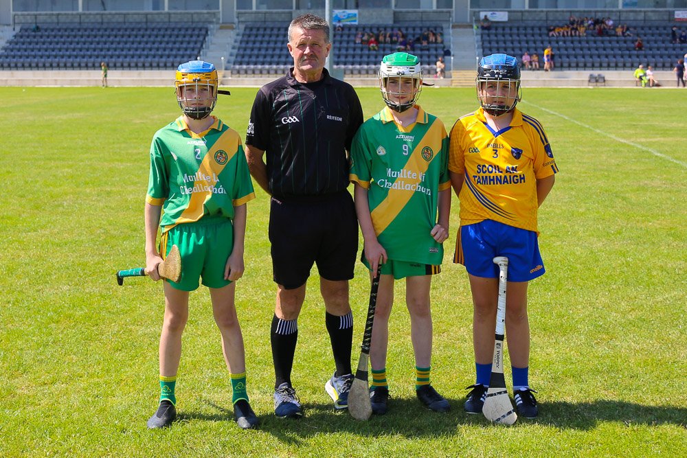 Kilkishenns's tweet photo. Action from today's hurling and camogie Cumann na mBunscol semi-finals between Kilkishen N.S./@ocmillsns and @toonaghns and Ruan N.S. https://t.co/lZjB95sSBk
