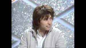 Mike Read (@mikereaduk) on Twitter photo Well well! It's Pop Quiz from 1983 on BBC Four Sunday June 11th 7.30pm Robert Plant, Phil Collins, Suzi Quatro, Bill Bruford, Colin Moulding & Geoff Deane. What a line up! And I'll be asking the questions. <a href="/BBCFOUR4/">BBCFOUR</a> <a href="/RobertPlant/">Robert Plant</a> <a href="/Suzi_Quatro/">Suzi Quatro</a> <a href="/rockhall/">Rock & Roll Hall of Fame</a> Well well! It's Pop Quiz from 1983 on BBC Four Sunday June 11th 7.30pm Robert Plant, Phil Collins, Suzi Quatro, Bill Bruford, Colin Moulding & Geoff Deane. What a line up! And I'll be asking the questions. <a href="/BBCFOUR4/">BBCFOUR</a> <a href="/RobertPlant/">Robert Plant</a> <a href="/Suzi_Quatro/">Suzi Quatro</a> <a href="/rockhall/">Rock & Roll Hall of Fame</a>