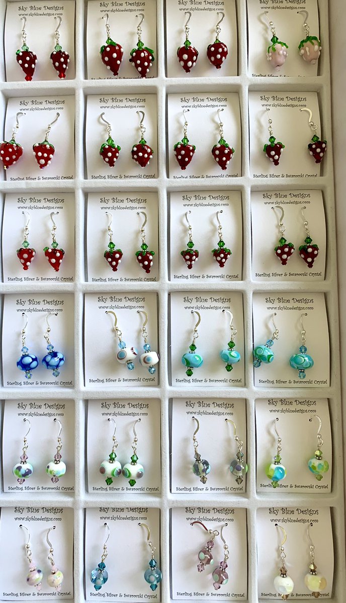 What’s everyone up to this afternoon? I’m working on strawberry earrings. #Imadethesebeads #lampworkglass #lampworkbeads #glassbeads #handmadebeads #handmadejewelry #SkyBlueDesigns