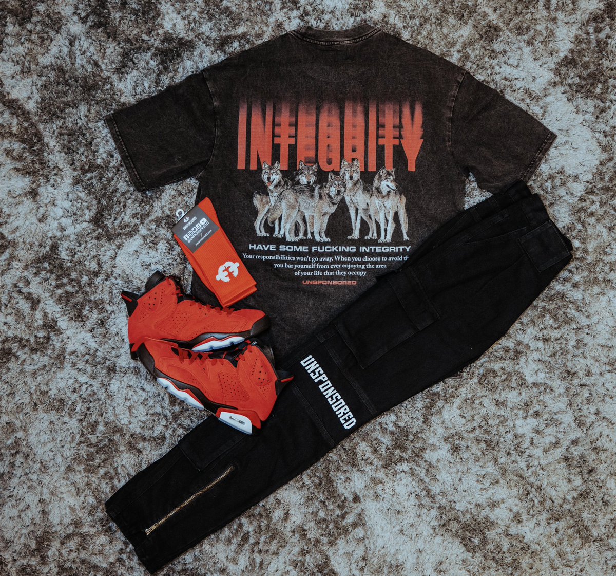 unsponsored22's tweet photo. The Black Integrity Shirt 
• 
With The 
Toro Bravo 🩸🔥 https://t.co/2m5PEOfZD9