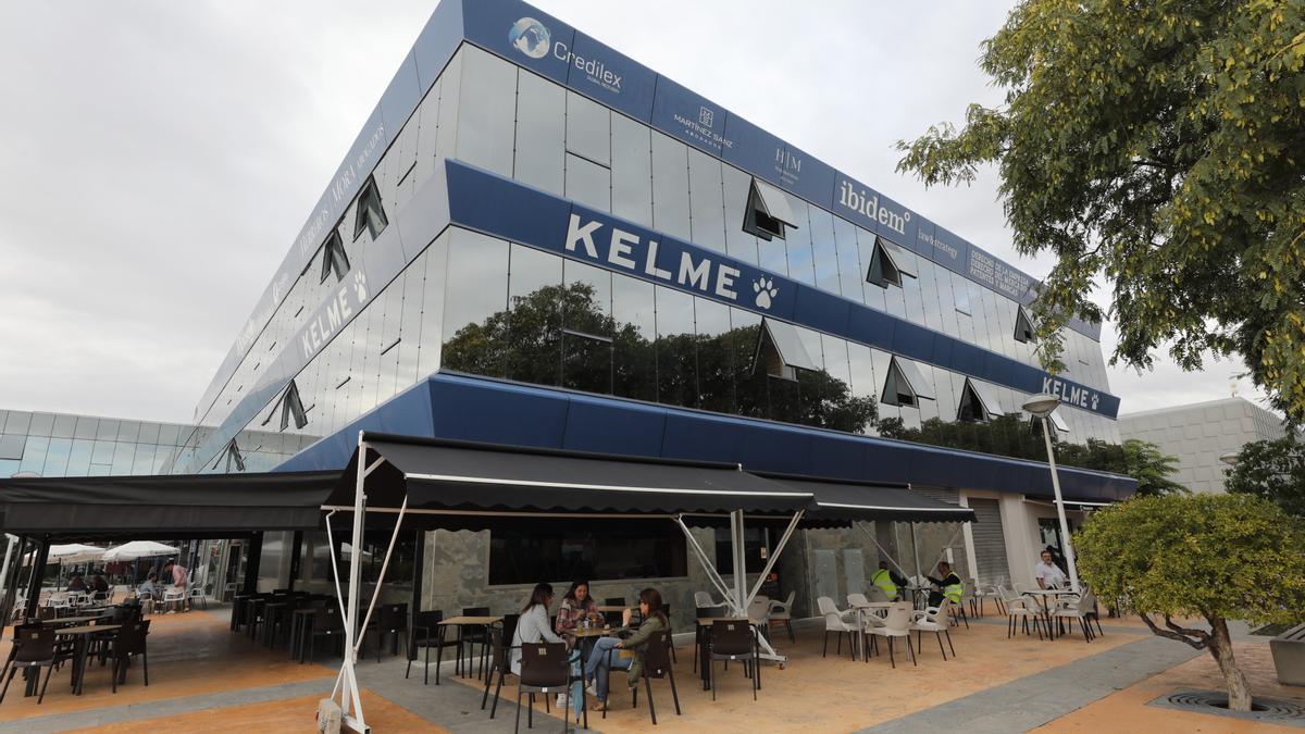 Kelme España sale del concurso tras llegar a un acuerdo con sus acreedores
catedradelcalzado.umh.es/2023/06/01/kel…