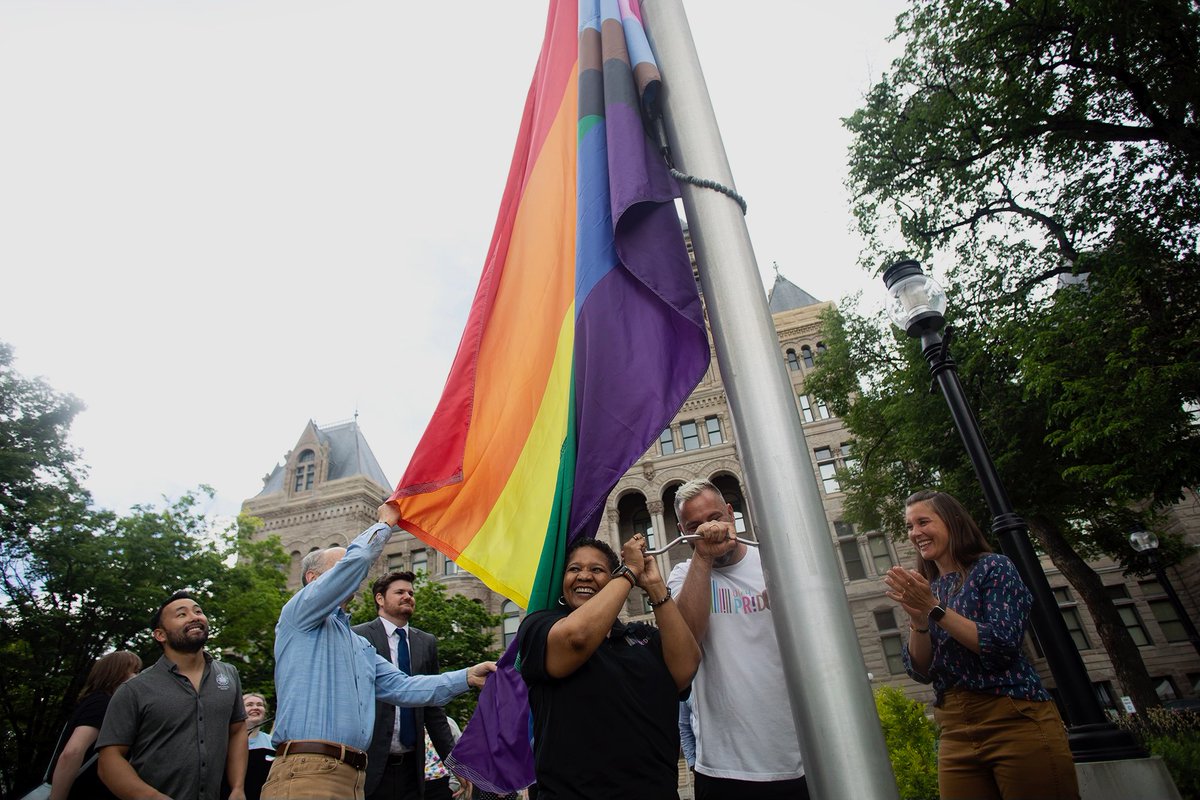 slcmayor's tweet photo. 🏳️‍🌈🏳️‍🌈🏳️‍🌈
Salt Lake City is proud to be a place in Utah where LGBTQ+ love shines brightly. There are bad policies and legislation out there right now that make it unsafe and unwelcoming for all, so we'll do whatever we can to make #SLC a safe and loving place for all. https://t.co/lR4yDxC94t