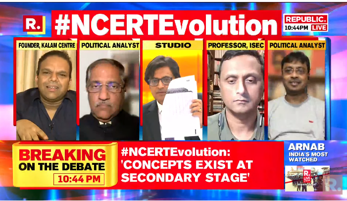 republic's tweet photo. #NCERTEvolution | NCERT shuts down false claims of syllabus. Let's debate, fire in your views with the hashtag and watch #LIVE as Arnab reads them #LIVE on the Motorola moment - https://t.co/QvZGhWjZZp
#NCERT #NCERTClass10 #PeriodicTable #NCERTSyllabus #FakeNews #India https://t.co/VP1vGLYZvC