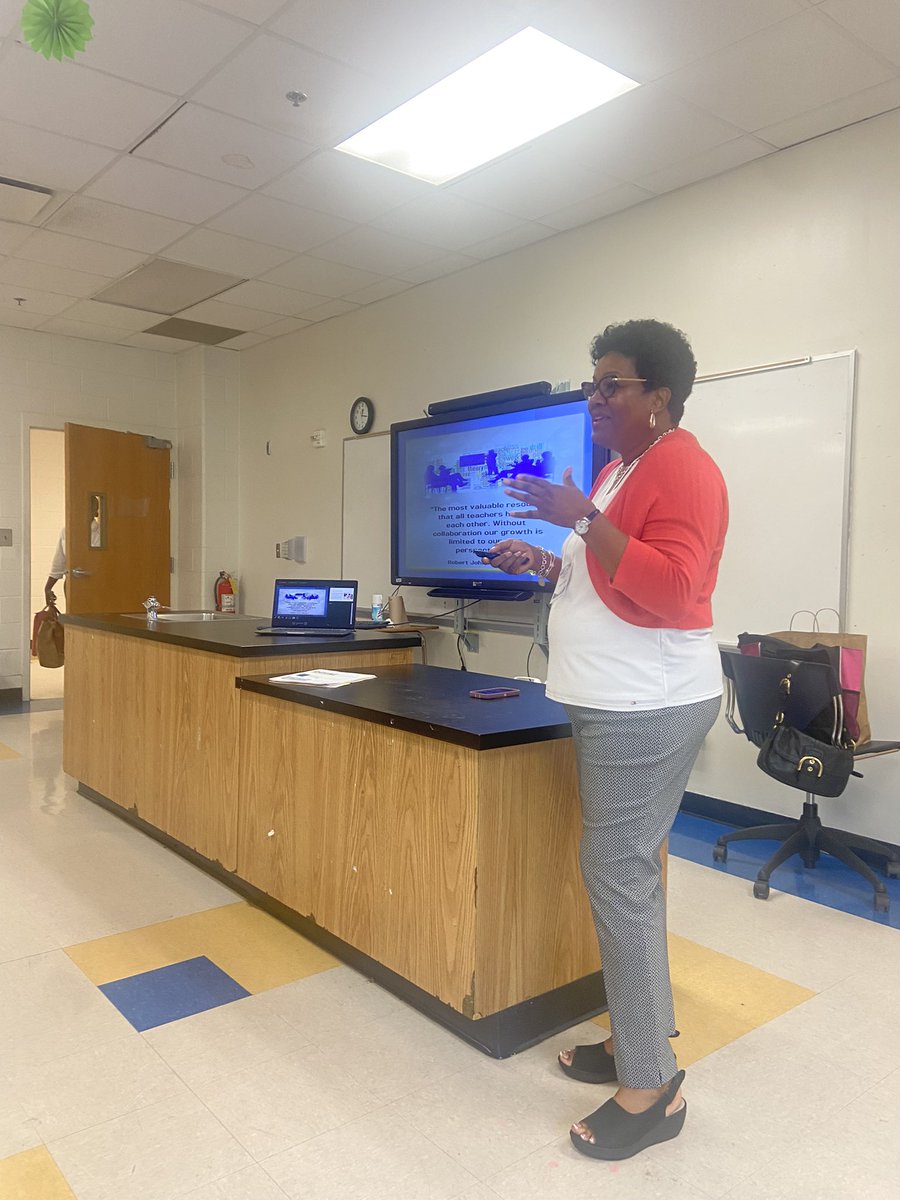 Collaborative Planning is a shared responsibility! 

#InnovativeCoachingandSupport  #ICsandPLLsUnited