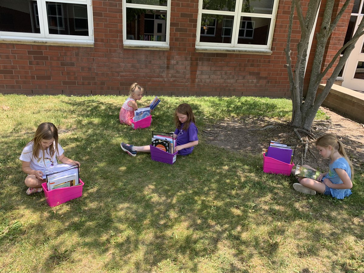 Y4HardyFirst's tweet image. O is for Outside Reading!