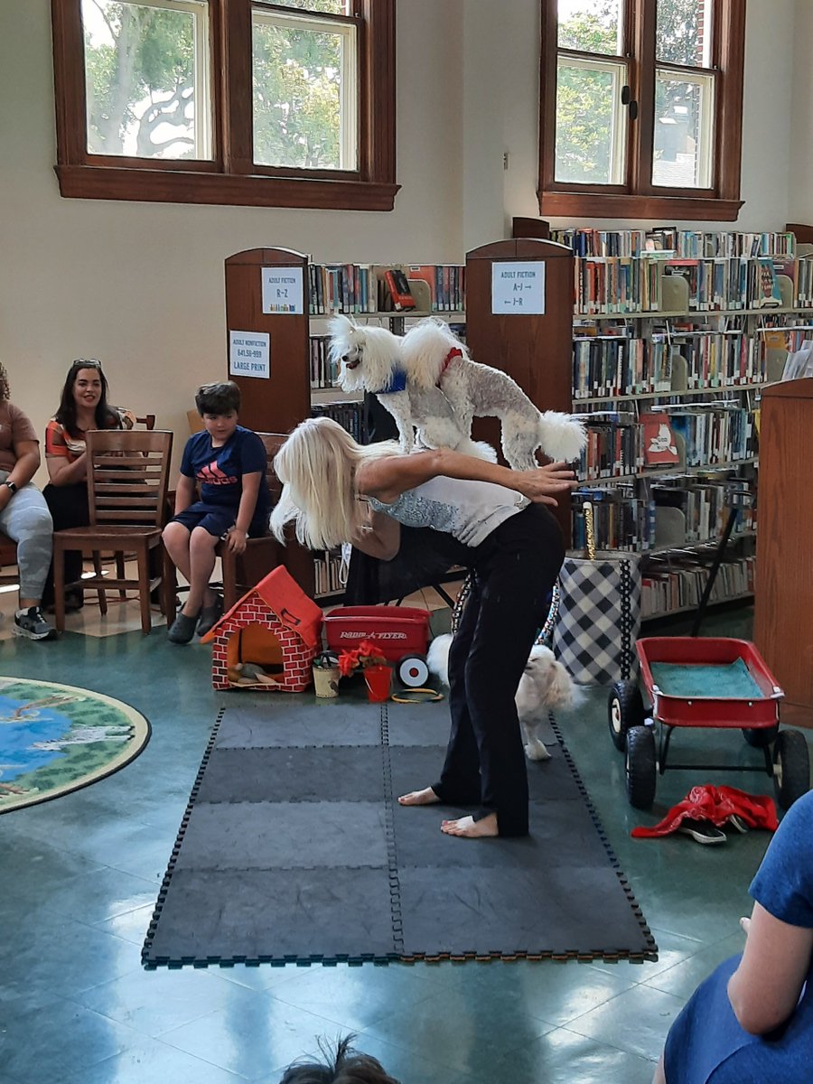 NOLA Public Library tweet media