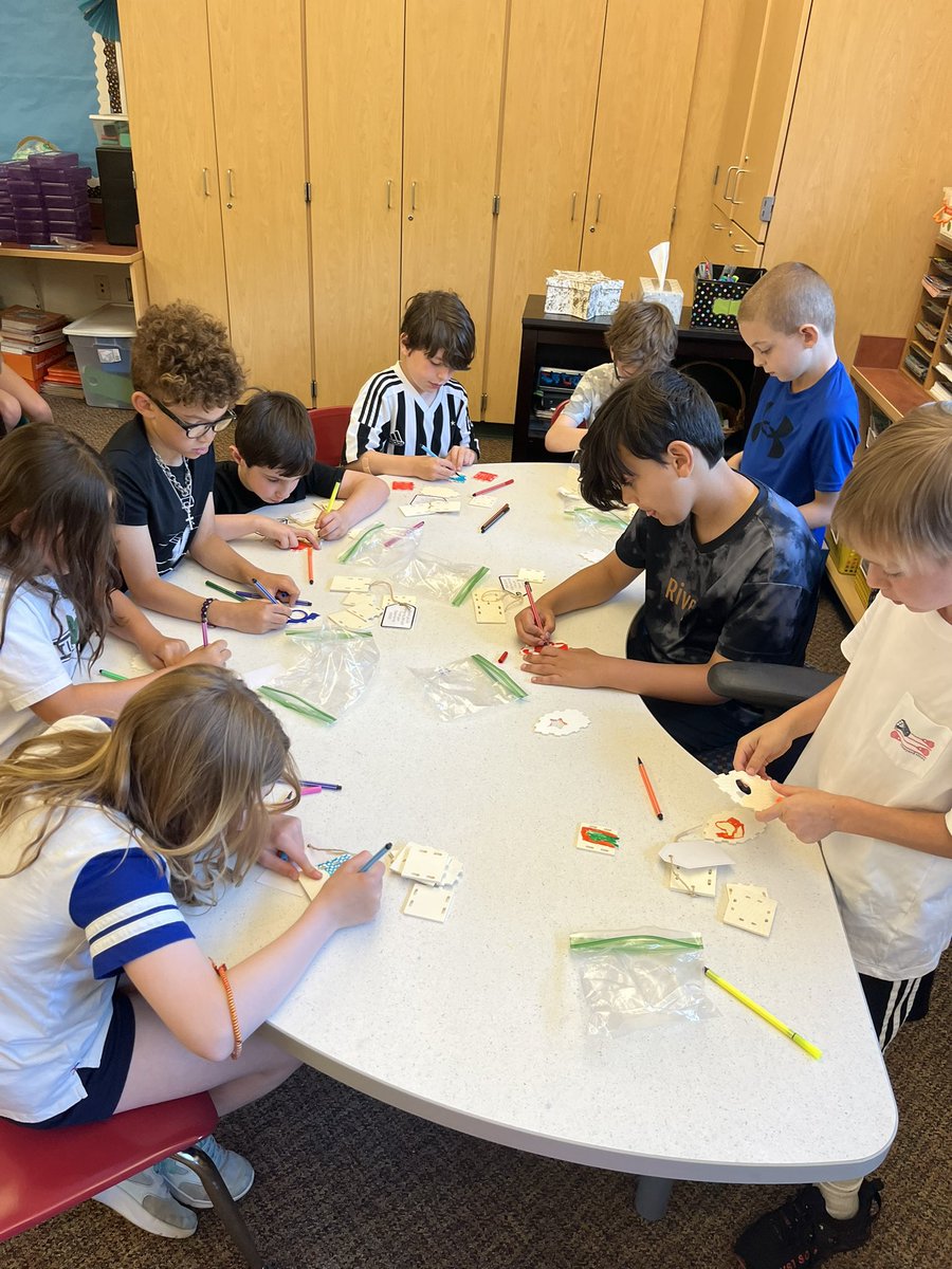Osborne Elementary School (@osborneelem) on Twitter photo Great to see <a href="/EdgeElementary/">Carol Sprinker, Ed.D</a> and <a href="/OsborneElem/">Osborne Elementary School</a> 2nd grade students coming together for the annual Pen Pal Picnic! Great to see <a href="/EdgeElementary/">Carol Sprinker, Ed.D</a> and <a href="/OsborneElem/">Osborne Elementary School</a> 2nd grade students coming together for the annual Pen Pal Picnic!