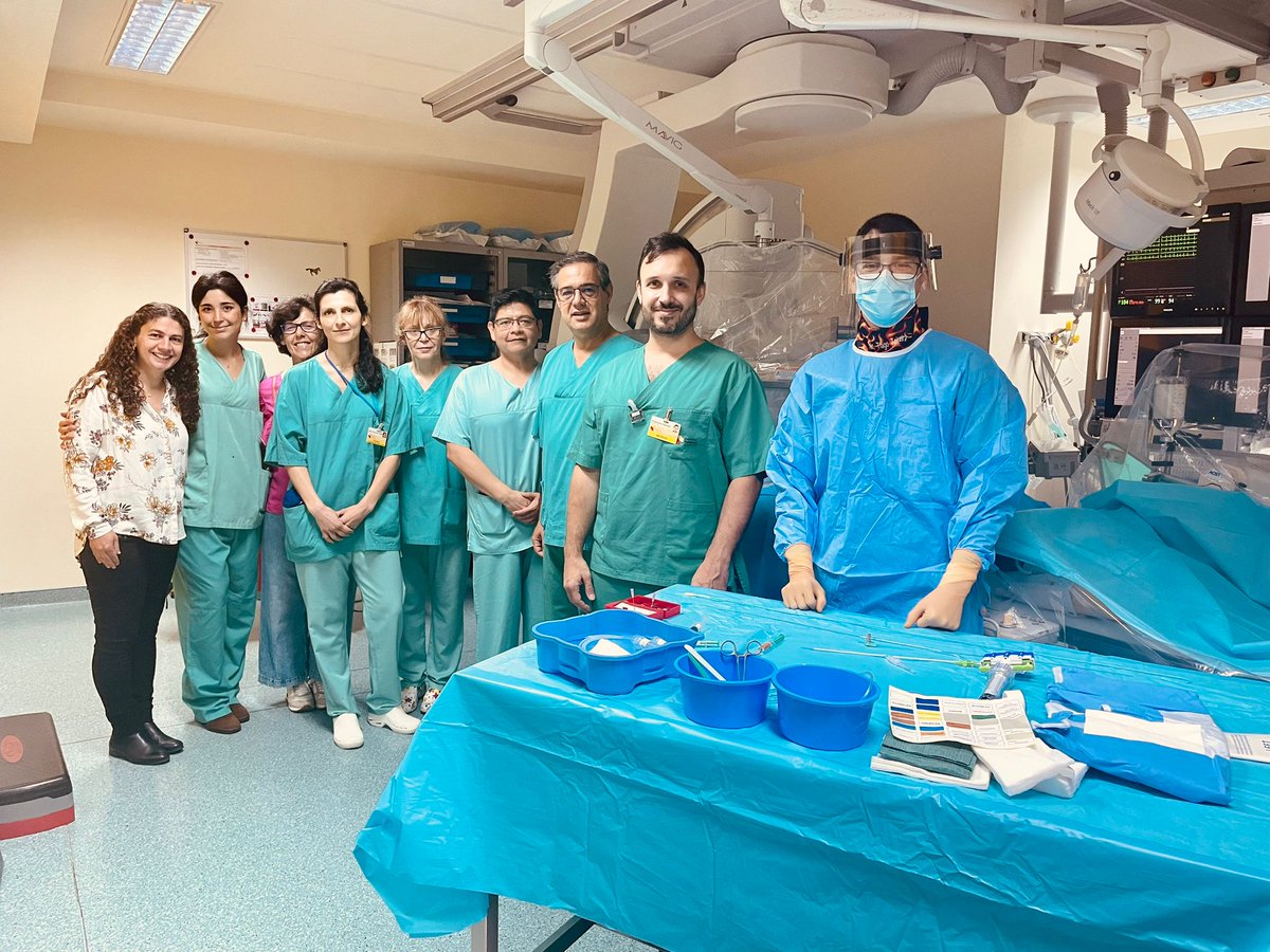 F_Soares00's tweet photo. Esta semana deu-se início à utilização de mais uma técnica modificadora de cálcio no Centro Hospitalar de Leiria - a aterectomia orbital.
Mais uma arma para ajudar os nossos doentes com lesões complexas e indicação para revascularização.
@JorgeG_71 @rayocaranza2 @joaomoraiscard https://t.co/7nRXUj8YFj