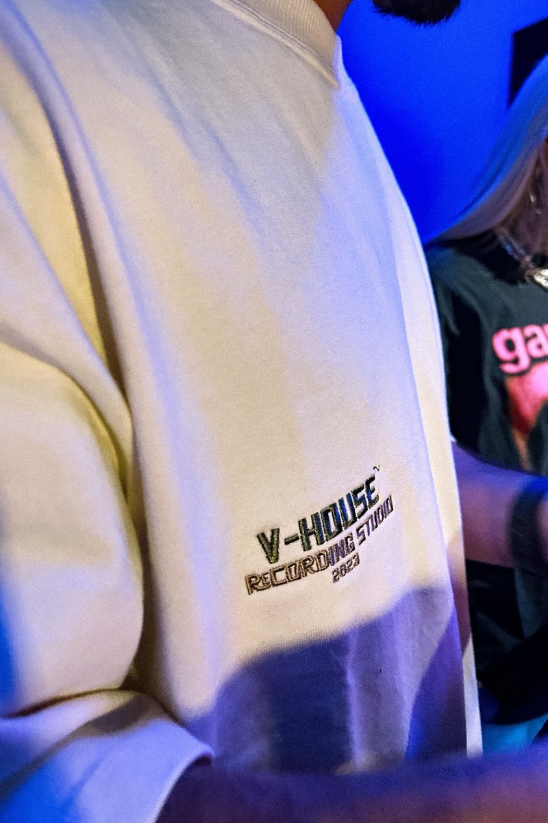 Just dropped the V-House Rec tees for 24HRs only ! Link below 👇🏽