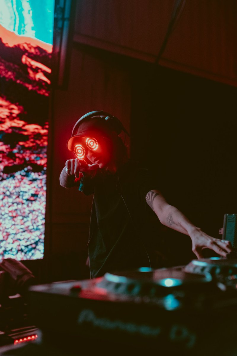 OfficialRezz's tweet photo. PRIDE MONTH🌈 https://t.co/wK7yupVs0t