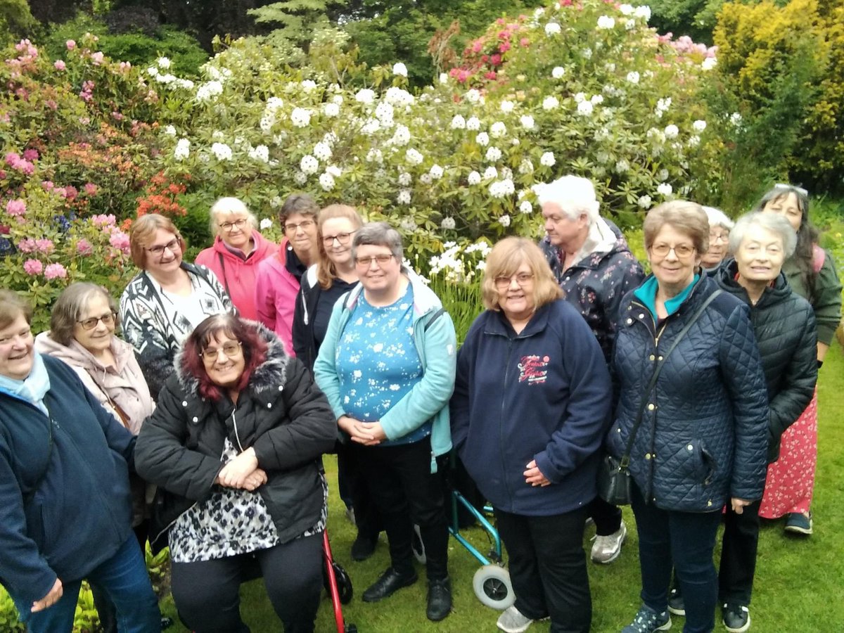 Last night FAB Trefoil Guild visited Kings Arms Garden in Ampthill. It’s a fabulous place, almost a secret garden! We had a lovely time. <a href="/TrefoilGuild/">Trefoil Guild UK</a> <a href="/BedsGuides/">Beds Guiding</a> <a href="/flitwickguides/">Girlguiding Flitwick District</a>