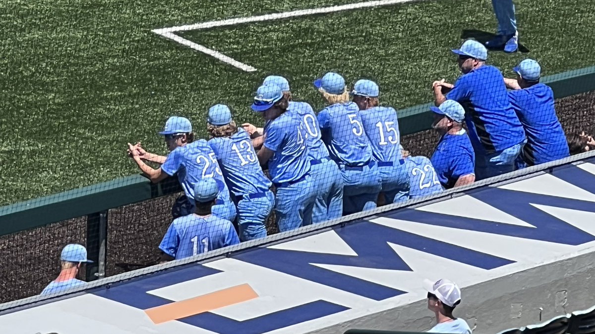 BrianMilamKHSAA's tweet image. Louisville Eastern with the best uniforms I’ve seen at the @khsaabaseball state tournament in a long time. @wkytsports