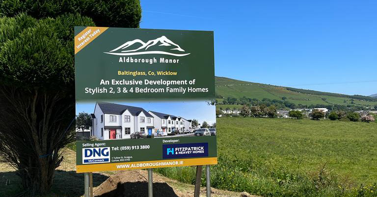 A fantastic project to be a part of, helping Fitzpatrick & Heavey Homes launch their new Aldborough Manor development in Baltinglass.

And a wonderful job done, as always, by the team at Printcom

#signage #outdooradvertising #newdevelopment #propertydeveloper