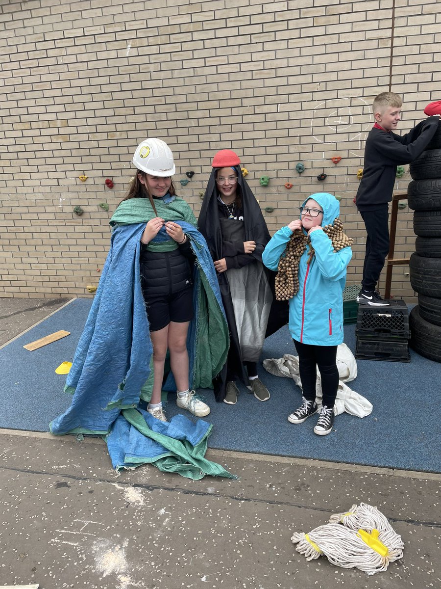 Dunbar Primary P7 tweet media